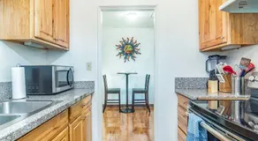 Mins from the UofA & Downtown 4BR 2BA Entire Home - Image 4