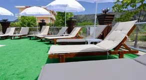 Max Kriti Hotel - Image 3