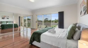 Spacious 4BR Family Home in Inala Quiet Street - Image 2