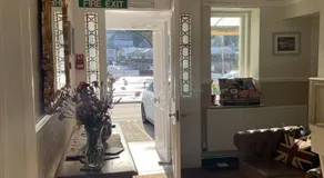 Little Mainstone Guest House - Image 3