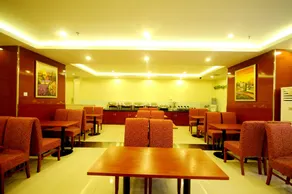 Hanting Hotel Weifang Shengli Dong Street Wenhua Road - Image 1