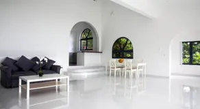 Paradise Heights Luxury Apartments & Villa - Image 5