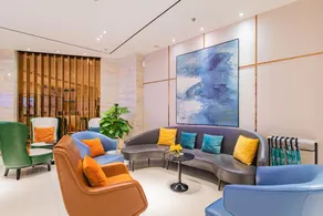 Rezen Kingtown Hotel Chongqing Jiefangbei Pedestrian Street Hongyadong - Image 3