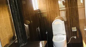 Sunshine Hotel - Image 2