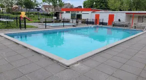 Holiday Home Friesland near the Wadden Sea with Wifi and 3 Bedrooms - Image 5