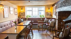 The Cross Keys, Aldeburgh - Image 4
