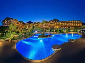 Avantgarde Luxury Resort - Image 2