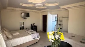 Kingdoms Place Guesthouse - Image 2