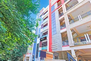 Hotel O N Grand Residency JNTU Bus Stop - Image 4