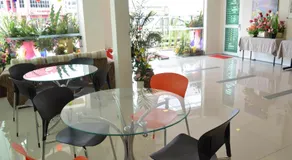 Hotel Asia - Image 3