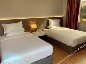 Dongjiang Hotel - Image 2