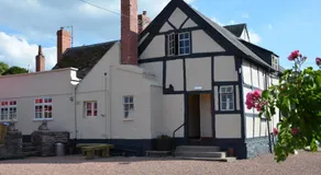 The Red Lion, Madley - Image 3