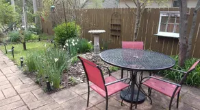 Betty Lous Garden - Image 2