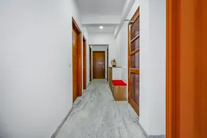 OYO 74583 Red Velvet Inn - Image 3
