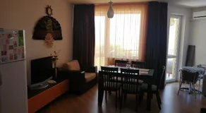 SunnySeasons Apartment with swimming pool view - Image 4