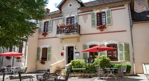 Hostellerie du Chateau Bellenaves - Image 3