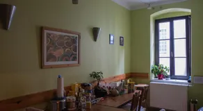 Hostel Louise 20 - Image 4