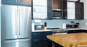 Lakeside Living - Image 5