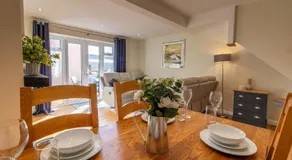 Cottage On The Quay - Image 2