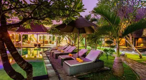 Nanuk's Bungalows - Image 2