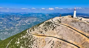 L'Arcadia Chambres d'hôtes près de Vaison la Romaine et Mont Ventoux à Crestet - Image 1