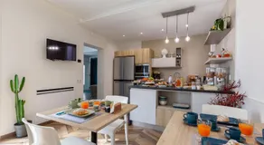 Oneira Rooms - Image 5