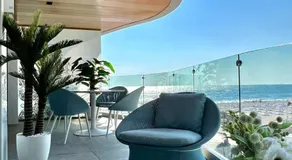 FIRST RESIDENCe - Image 4
