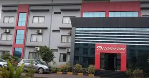 Dolphin Inn - Image 2