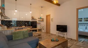 casa in piazza - Image 2