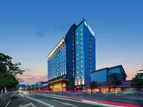 Tangent Hotel - Image 4