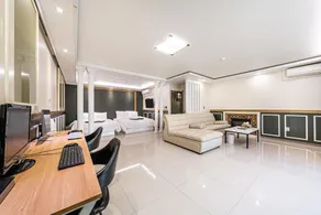 Pyeongtaek Hotel De Salon - Image 4