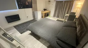 Modern Guest house with private entrance - Image 2