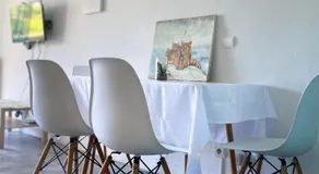 Studio Jardin Fleuris Parking - Image 2