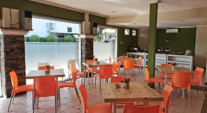 Hotel Catur Putra - Image 2