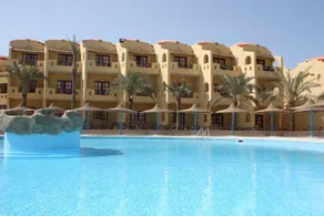 Bliss Marina Beach Resort - Image 5