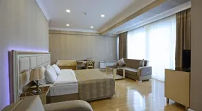 Rusel Hotel - Image 2