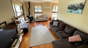 Shelby s Lodge - Image 2