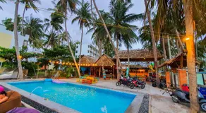 iHome Backpacker Resort - Image 4