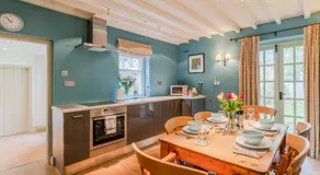 Manor Lodge Cottage - Image 3