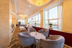 Yanchi Hotel - Image 4