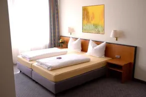 Hotel Leipziger Land - Image 2
