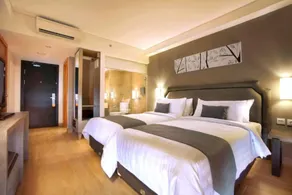 Entire 1BR Superior Room W/Share Pool - Image 5