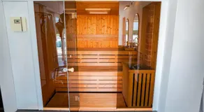 Weingut Holler Chalet - Image 4