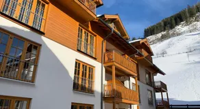 Daniela 8 by SMR Luxury Apartments - Image 4
