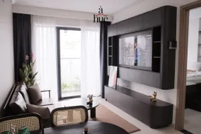 A Hue Homestay 2-AP-2BR-4PL-
Balcony-FreePool&Gym - Image 2
