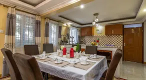 Javilla Eagles Safari Guest house - Image 3
