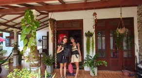Abinu"s Place - Image 4