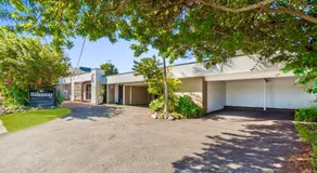 Hideaway Noosa Men Only Beach Resort - Image 5