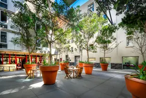 Adele Apartment Hotel East Melbourne - Image 5