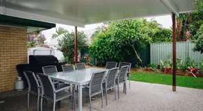 Perfect Location 4BR Home Warana - 200m to Beach! - Image 4